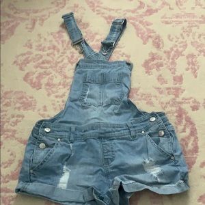 Overall shorts